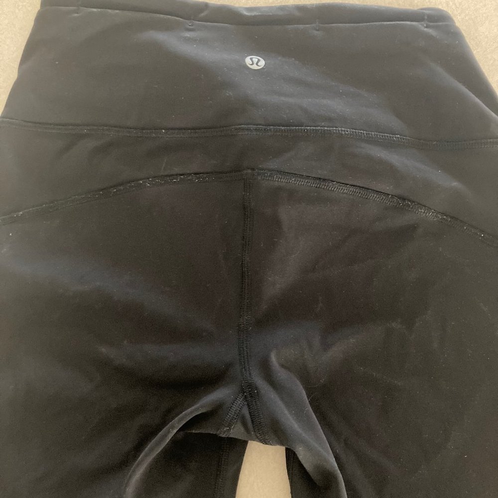 Lululemon size 6 black leggings